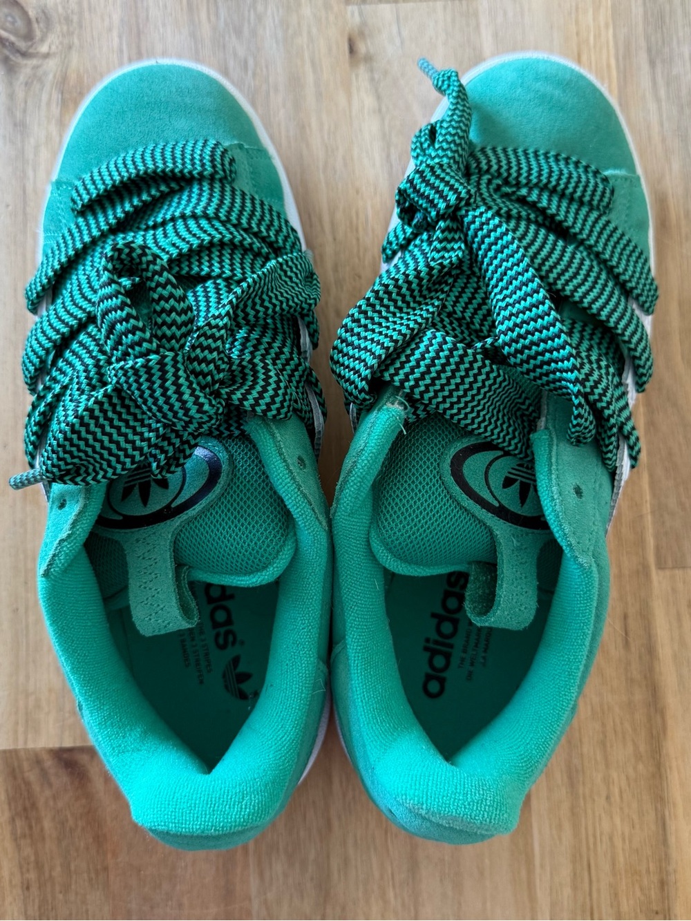 Adidas Campus Green Suede Sneakers Women’s 7.5 NWOT White Stripe Shoes